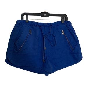 NWOT Shoulder Zippered Hot Pants Shorts Size 44